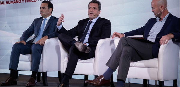 Infraestructura para crecer: un debate con amplia coincidencia en la urgencia de generar políticas de Estado
