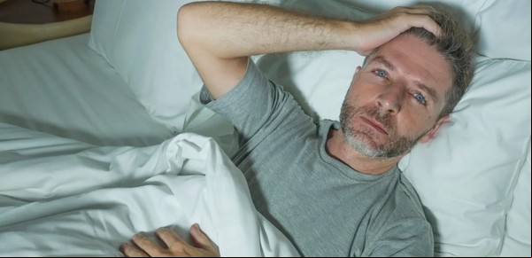 ¿Cómo te avisa el cuerpo antes de tener un infarto en la noche?