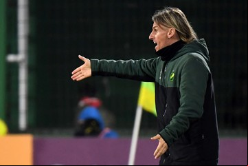 Beccacece hizo un cambio "a lo Bielsa" a los 20 minutos del primer tiempo y dio vuelta el partido