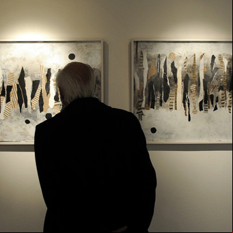 Rumbo a los 105 años: Ides Kihlen, la genial artista que sigue pintando todos los días y ahora exhibe en el Museo de Bellas Artes
