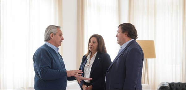 Arabela Carreras denuncia que un funcionario de Nación "colabora ideológica y materialmente" con las tomas mapuches
