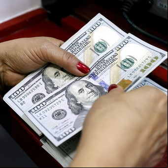 Bonos argentinos: los 7 que eligen los expertos para ganar en dólares en 2025 y cómo invertir