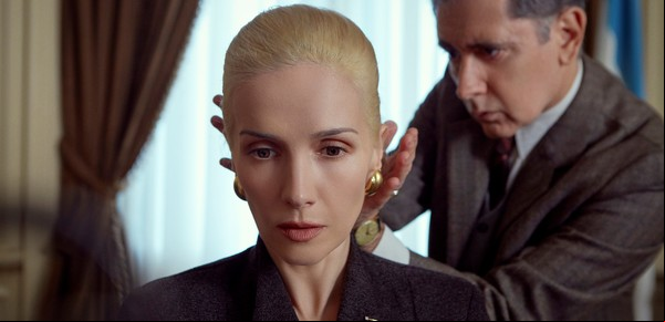 Cómo es Santa Evita, con Natalia Oreiro, y el siniestro recorrido del cadáver de Eva Perón