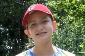 Un niño de 13 años pelea por su vida tras ser tocado por una ameba "comecerebro"