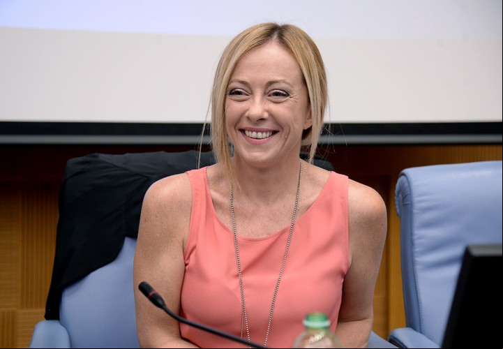 Giorgia Meloni triunfó frente a sus socios de la coalición de centroderecha. Foto: EFE