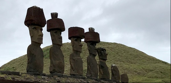 Isla de Pascua reabre al turismo tras la pandemia