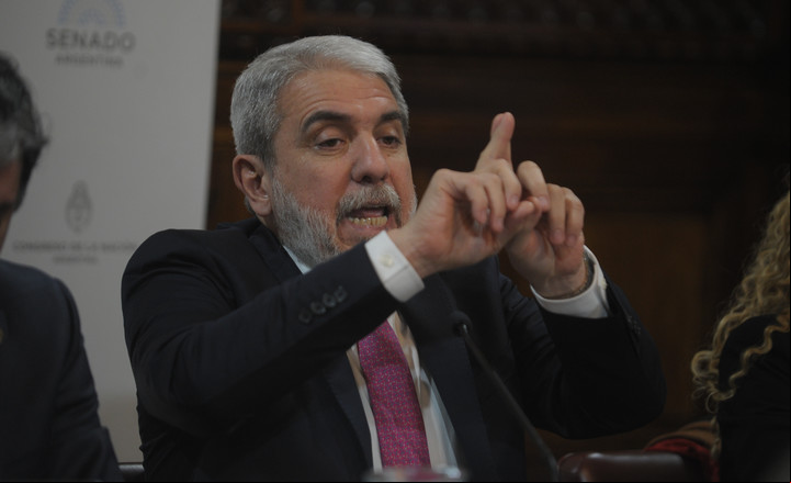 Aníbal Fernández presentó su renuncia por los serios errores en el atentado a Cristina Kirchner pero no se la aceptaron. Foto German García Adrasti.