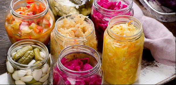 Probióticos, prebióticos y posbióticos: cuándo y cómo incorporarlos a la dieta