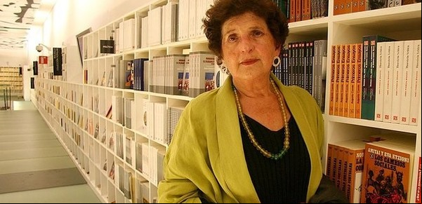 Margo Glantz ganó el Premio Carlos Fuentes a la Creación Literaria