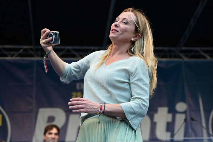 La líder del partido de extrema derecha Hermanos de Italia, Giorgia Meloni, encabeza las encuestas. Foto: AFP