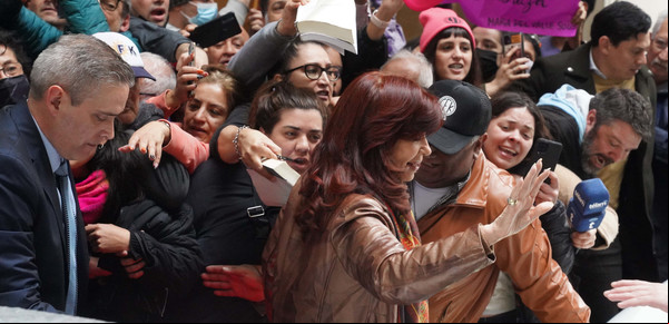 Nación y Ciudad acordaron límites a las marchas K en la casa de Cristina Kirchner: no se permitirán acampes ni cortes de calle