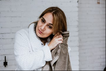 Cómo proteger las uñas y el pelo de los daños provocados por el envejecimiento