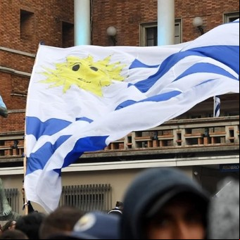 Cómo abrir una cuenta en Uruguay y cuánto cuesta mantenerla