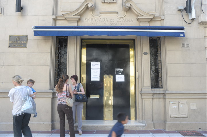 Próximamente, aquellos nietos de españoles que emigraron podrán acceder a la doble ciudadanía a través de la Ley de Nietos. Foto: Germán Adrasti