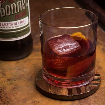 Dubonnet cocktail (Queen Mother Cocktail)
