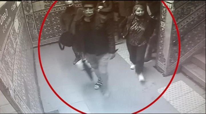 Sabag Montiel y Brenda Uliarte mientras se dirigían al domicilio de Cristina Kirchner para cometer el ataque.