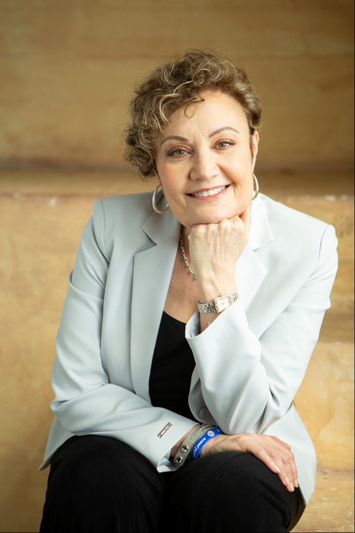 "La gente piensa que el Ho’oponopono es hacer nada, pero la verdad es hacer mucho, es tomar responsabilidad y dejar de culpar", dice Mabel Katz. Foto: gentileza Mabel Katz