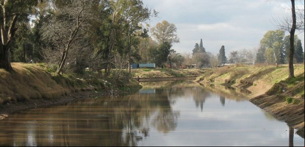 Río Reconquista: instalarán 15 estaciones de monitoreo para medir la contaminación del agua y prever crecidas