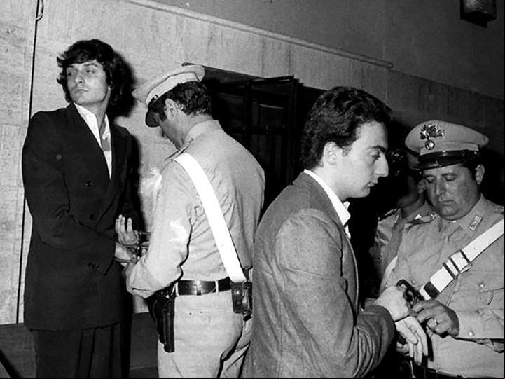 Gianni Guido y Angelo Izzo detenidos por la policía en las afueras de Roma.