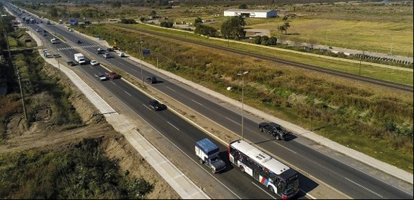 Terminaron de ensanchar y hacer banquinas en uno de los caminos más peligrosos del GBA