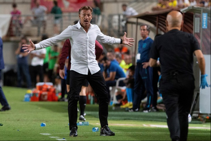 El entrenador de la selección de fútbol de Arabia Saudita, Hervé Renard. Foto EFE.