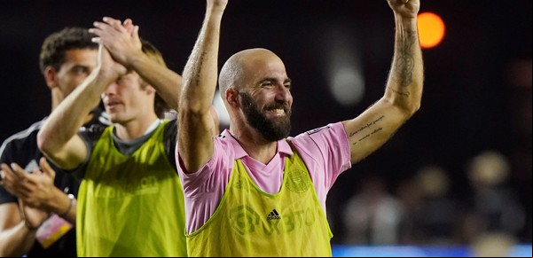 Higuaín anunció su retiro pero va detrás de su último sueño: marcó dos goles en la MLS y quiere ser campeón