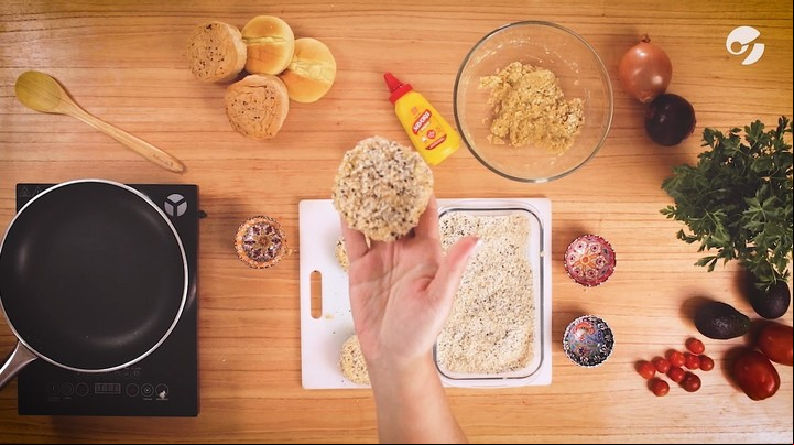 Paso a paso de hamburguesa de gabanzos y avena