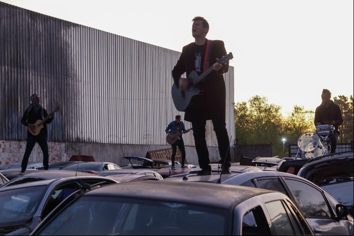 Ciro grabó la reversión de Morella en el set de "El desarmadero"