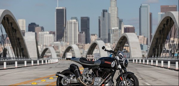 Así es la nueva súper moto que fabrica Keanu Reeves, una bestia que cuesta 130.000 dólares