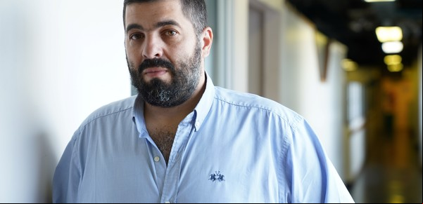 Escándalo en el turf: "A mi caballo le cortaron las piernas como a Maradona", denuncia el dueño del stud que perdió en el escritorio
