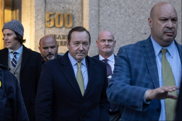 Kevin Spacey este jueves al salir de los tribunales. Foto: Yuki IWAMURA / AFP