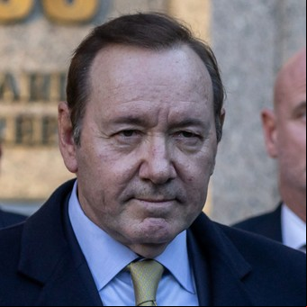 Con más cargos de agresión sexual, Kevin Spacey vuelve al cine