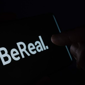 Los puntos oscuros de BeReal, la red social "sin filtros" que es furor entre los chicos