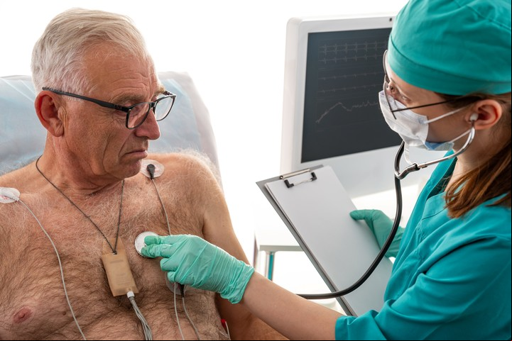 Enfermedades cardiovasculares y Alzheimer están en estudio por los efectos de la vitamina E. Foto Shutterstock.