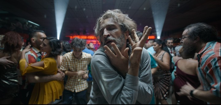 Silverio (Daniel Giménez Cacho, de "Zama", de Lucrecia Martel), se fue de México a los Estados Unidos. Como González Iñárritu. Fotos Maco Cine