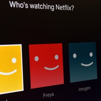 Los 29 códigos secretos para ver películas y series ocultas en Netflix