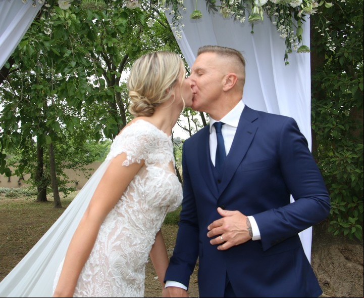Las románticas fotos de la boda de Alejandro Fantino y Coni Mosqueira. Fotos: MovilPress.