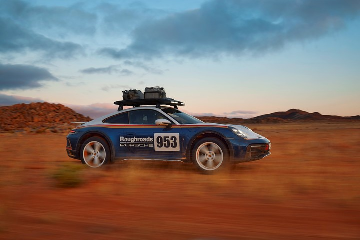 El Porsche 911 Dakar fue presentado en noviembre pasado, en el Salón de Los Ángeles.