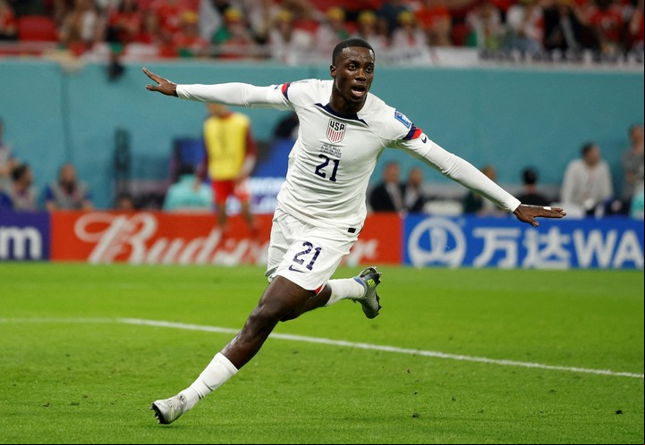 Timothy Weah, el autor del gol que ilusionó a Estados Unidos ante Gales. Foto John Sibley/Reuters