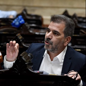 Críticas de la oposición por la eliminación de la repitencia en Provincia de Buenos Aires: "El populismo es enemigo de la educación"