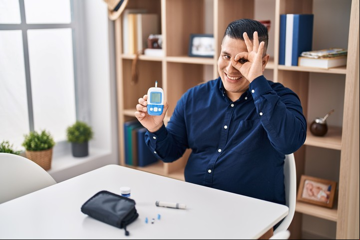 El monitoreo de la salud visual es fundamental en personas con diabetes. Foto: Shutterstock.