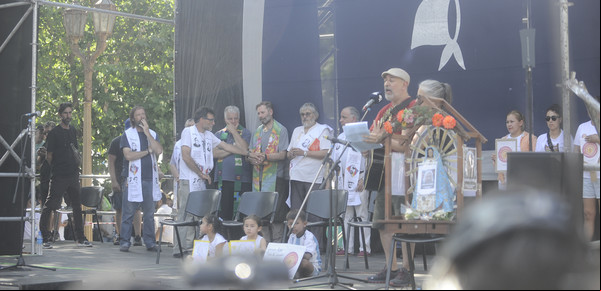 Militantes y funcionarios del oficialismo despidieron a Hebe de Bonafini en la Plaza de Mayo