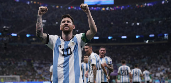 Todos con Messi: el mundo del fútbol y el deseo de que Leo alcance la gloria eterna