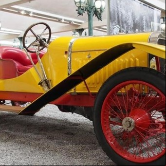 Ni alemán ni americano: el increíble origen del primer auto deportivo de la historia