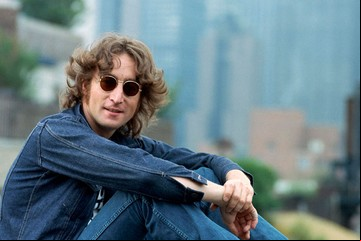 El asesinato de John Lennon llega en forma de serie, narrado por Kiefer Sutherland