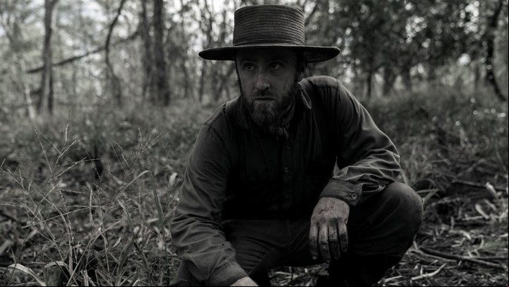 Ben Foster (el hermano de Chris Pine en "Sin nada que perder") es el impiadoso cazador de esclavos.