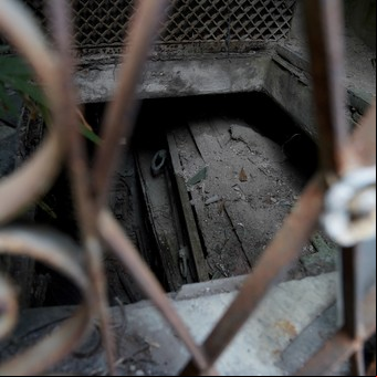 A casi 175 años del fusilamiento de Camila O'Gorman, su tumba luce abandonada en el Cementerio de la Recoleta