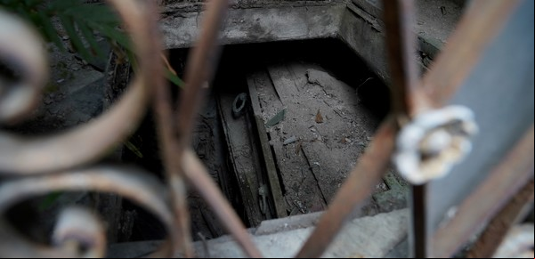 A casi 175 años del fusilamiento de Camila O'Gorman, su tumba luce abandonada en el Cementerio de la Recoleta