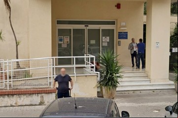 Una clínica rechazó el ingreso de un paciente por ser analfabeto
