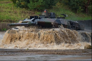Guerra en Ucrania: Alemania confirma el envío de tanques pesados a Kiev y Rusia recuerda a Berlín los horrores del nazismo